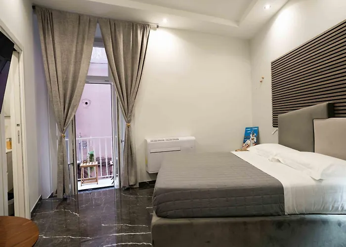 Bed & Breakfast Worldwidesuites Neapel