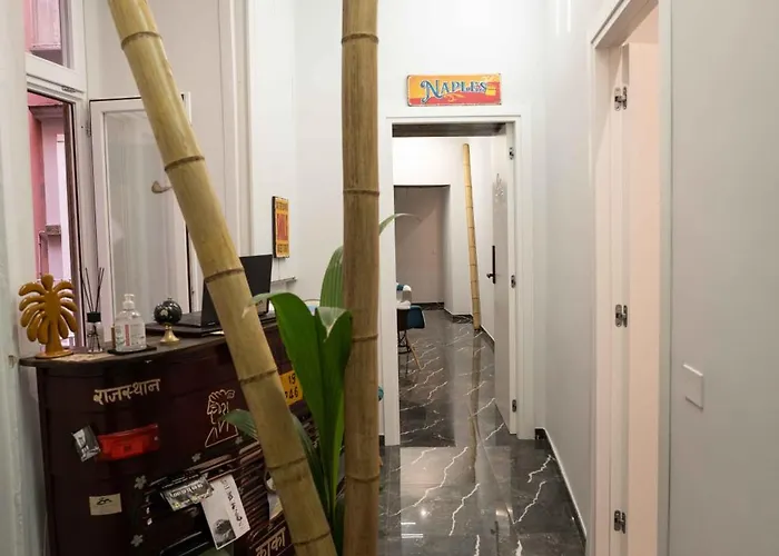 Worldwidesuites * Neapel