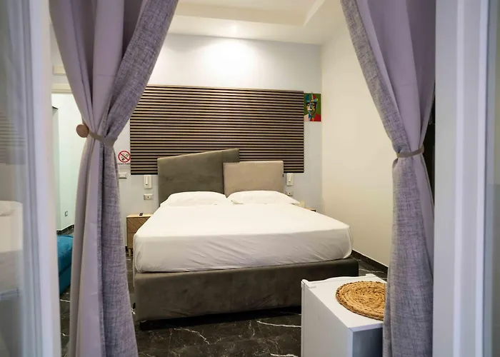 Worldwidesuites Bed & Breakfast *