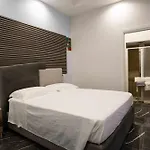 Alojamento de Acomodação e Pequeno-almoço Worldwidesuites