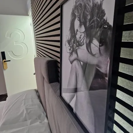 Worldwidesuites Neapol