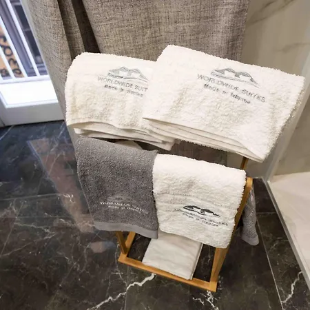 Worldwidesuites Bed & Breakfast Neapol