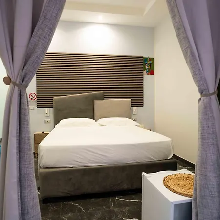 Worldwidesuites Bed & Breakfast *