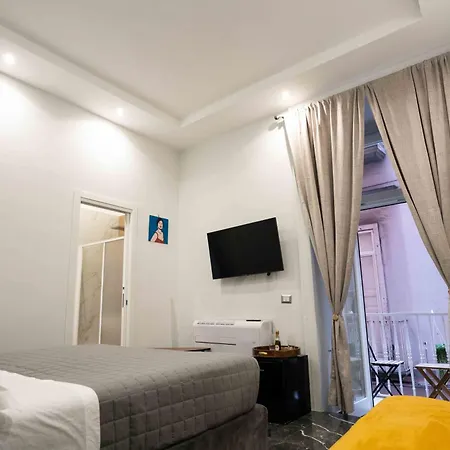Worldwidesuites Bed and breakfast